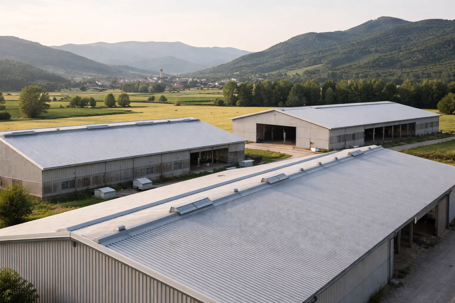 Edifici agricoli e magazzini a Cairo Montenotte con tetti idonei al fotovoltaico PNRR