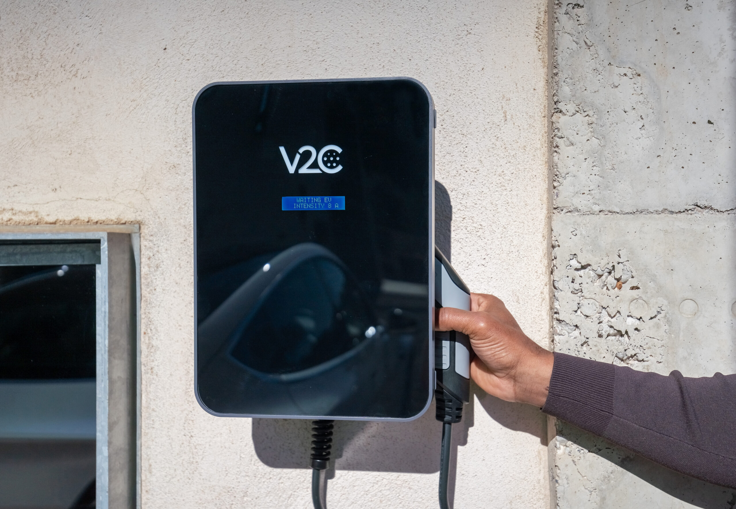 V2C Trydan vista laterale installata