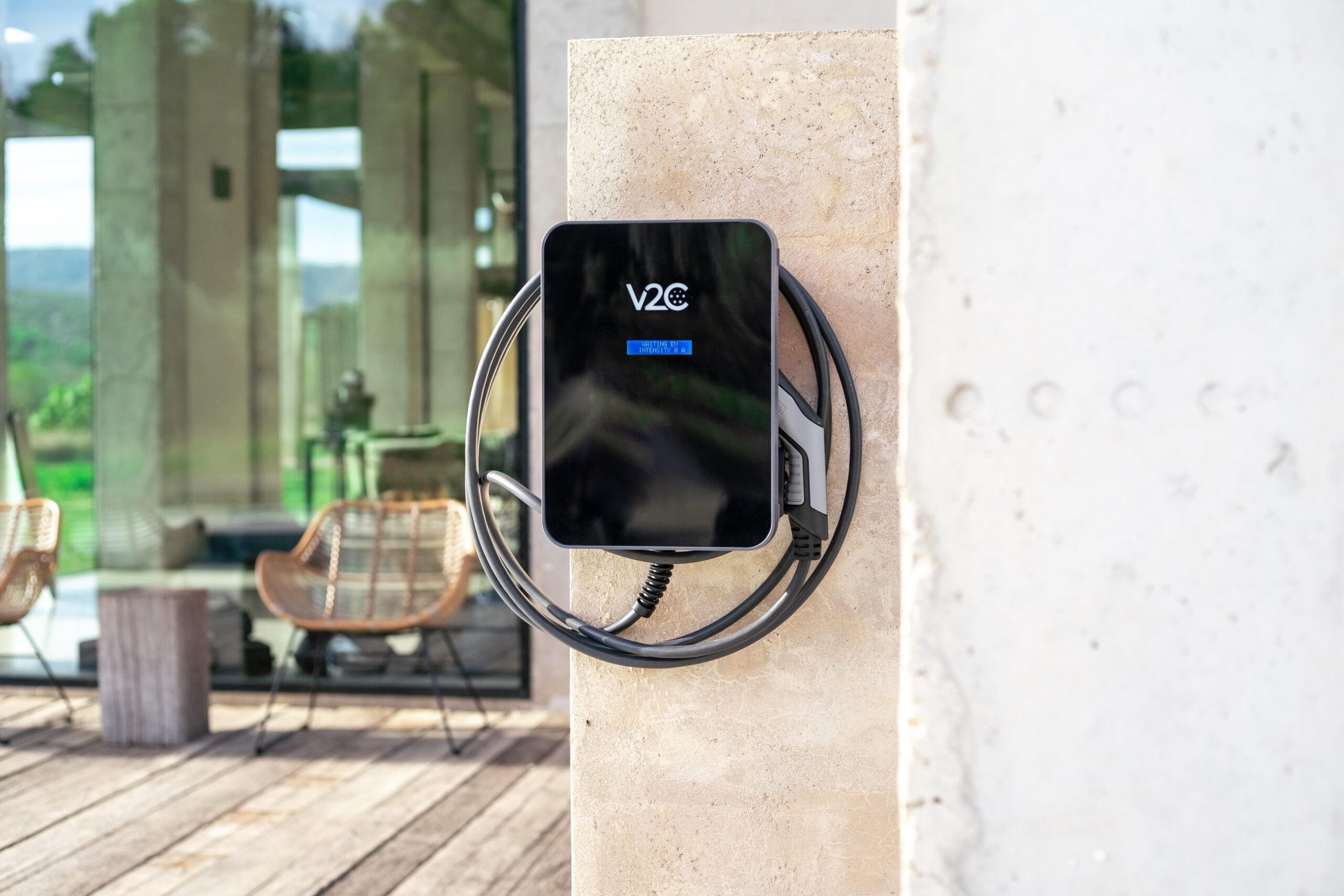 V2C Trydan wallbox con cavo Tipo 2 integrato