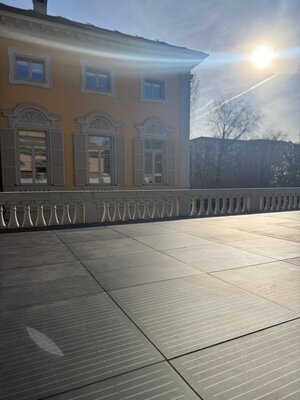 Pavimento fotovoltaico calpestabile e carrabile